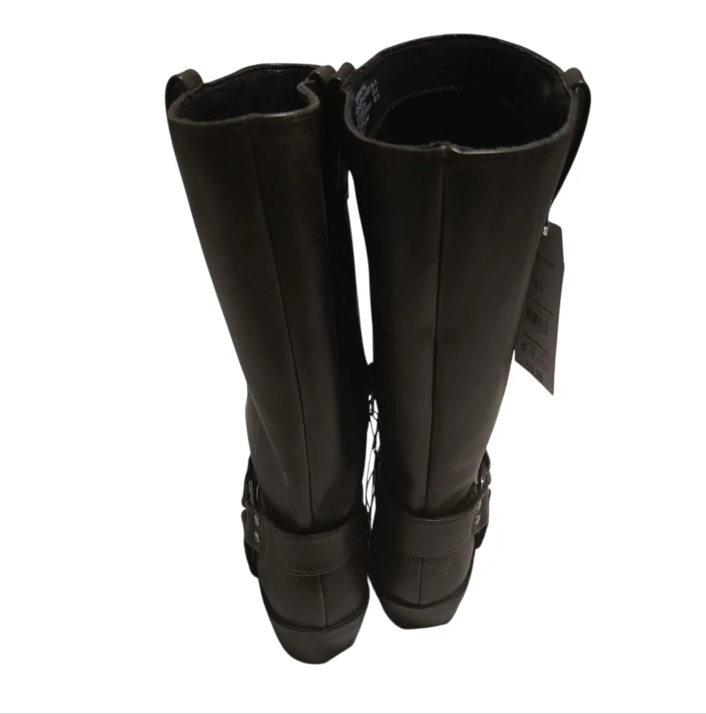 NEW-never worn- Women’s brown boots-size 8.5 - Time and Tru -half zipper - Picture 3 of 9